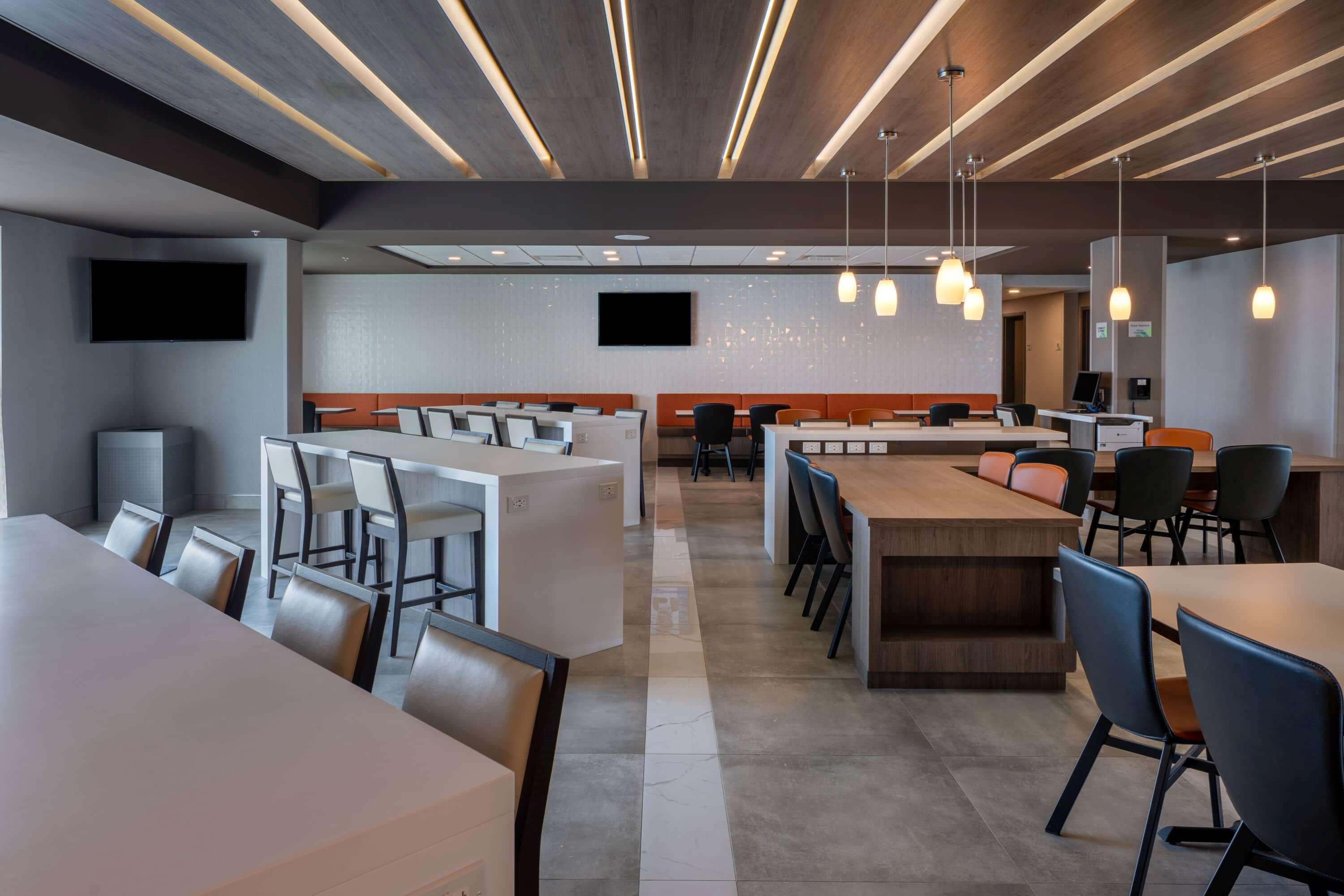 Wingate by Wyndham Kanata West Ottawa Bagian luar foto