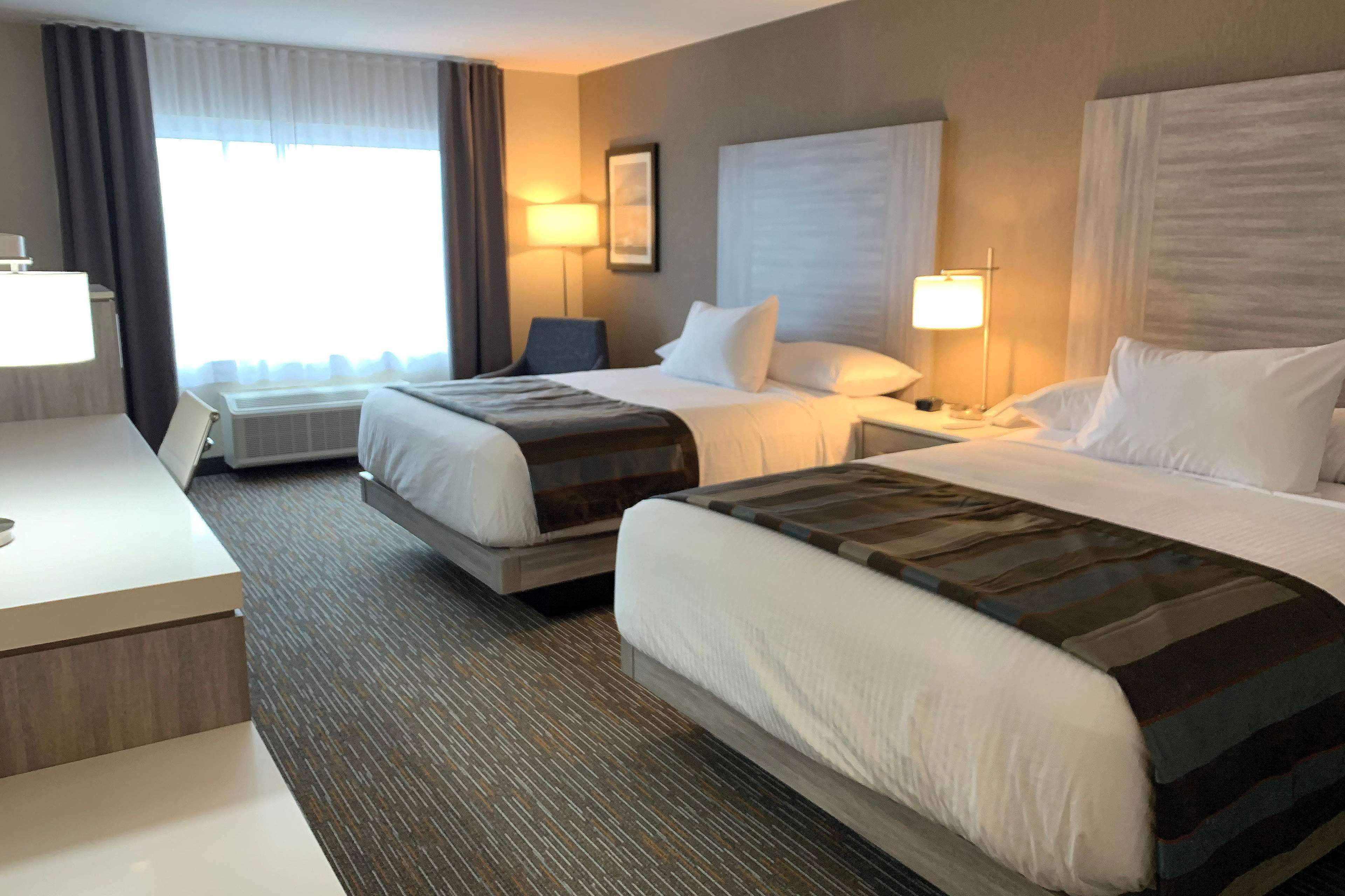 Wingate by Wyndham Kanata West Ottawa Bagian luar foto