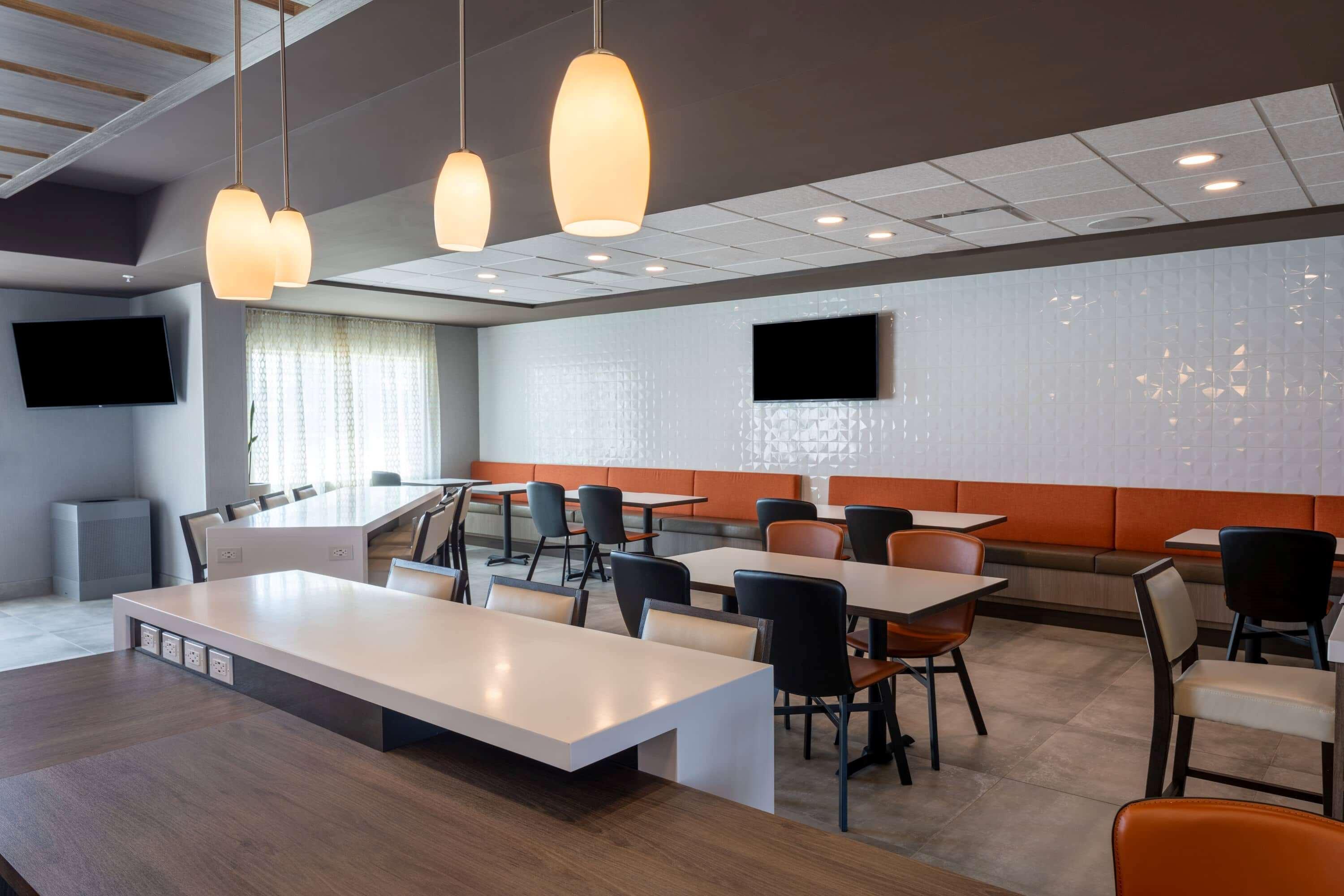 Wingate by Wyndham Kanata West Ottawa Bagian luar foto