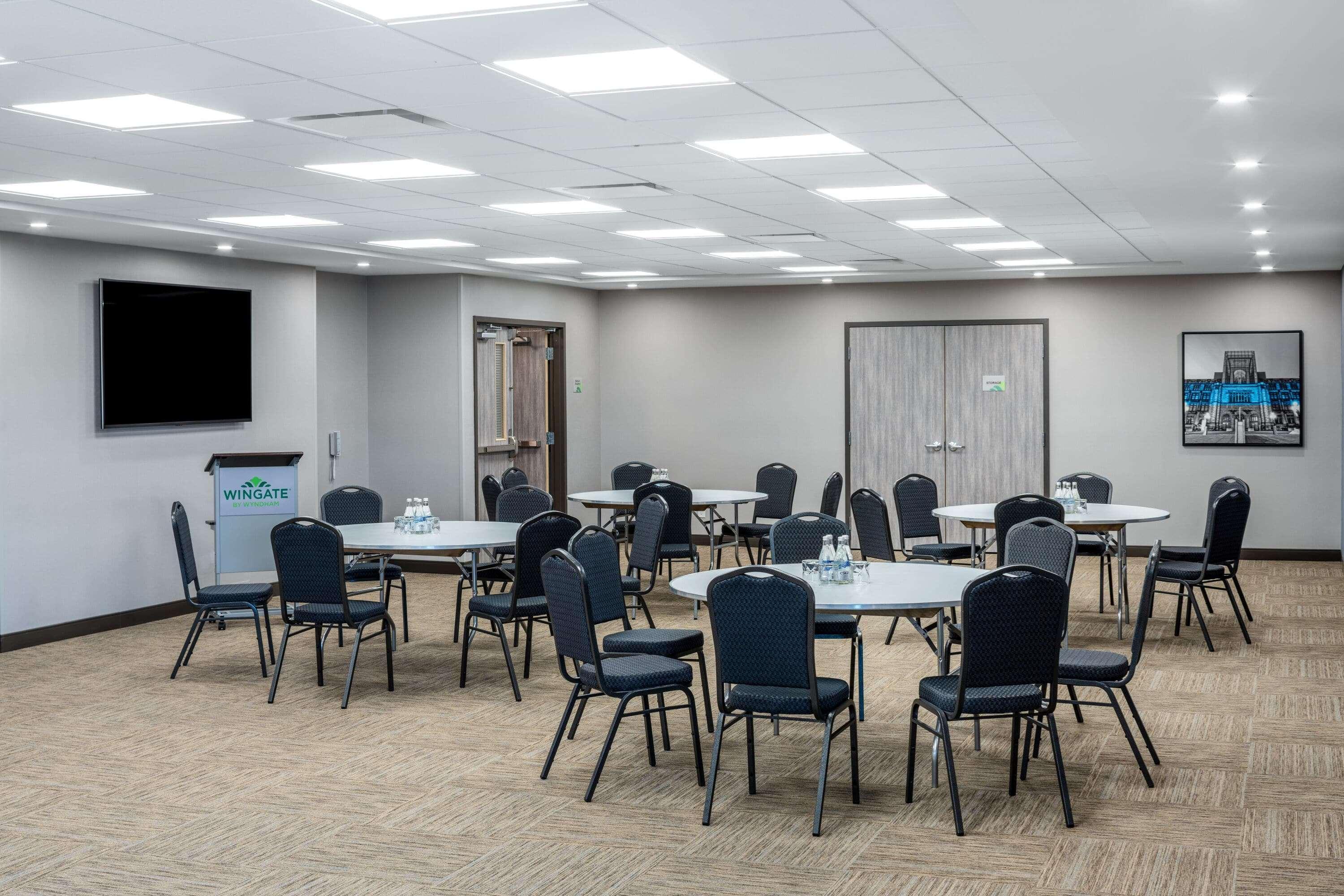 Wingate by Wyndham Kanata West Ottawa Bagian luar foto