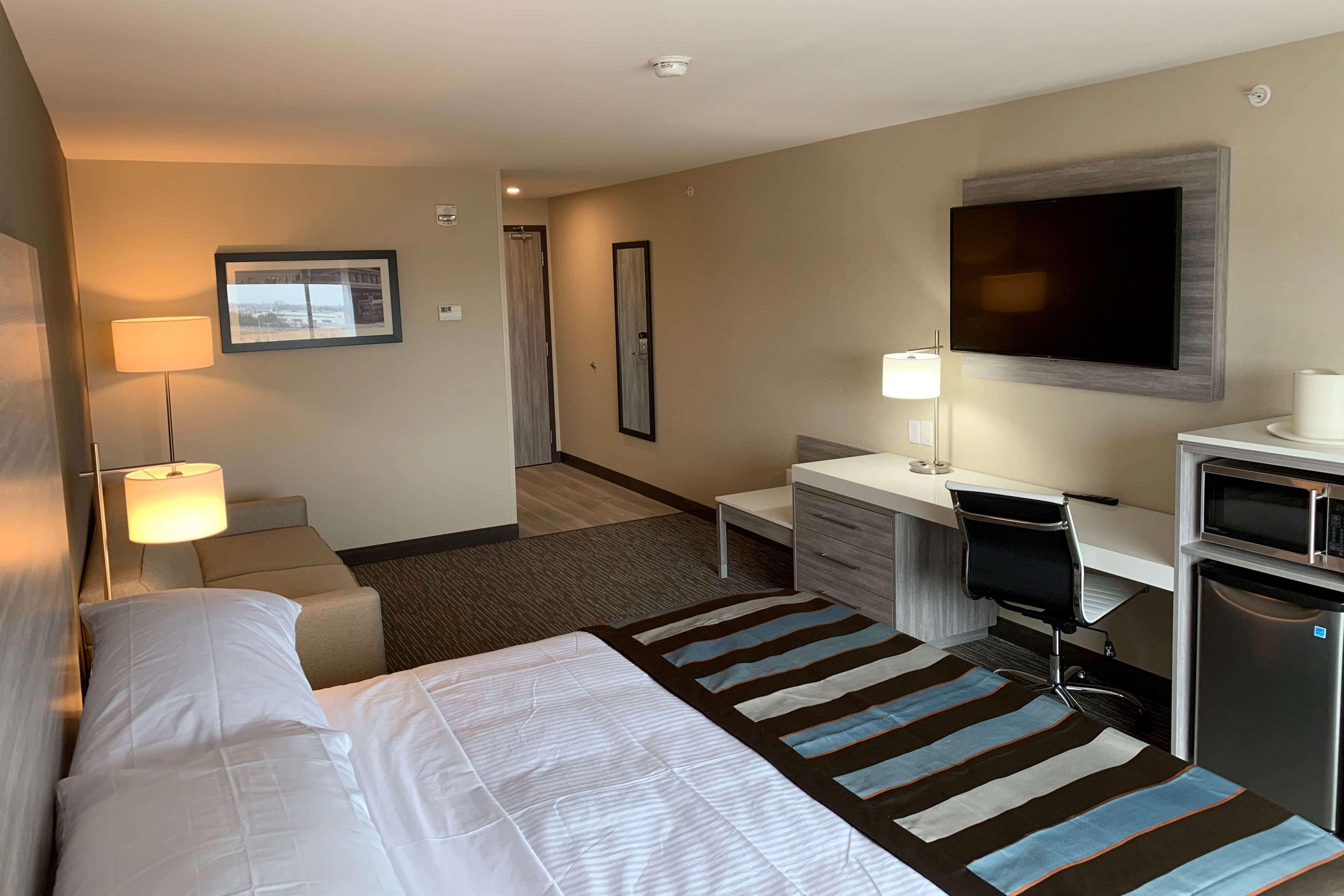 Wingate by Wyndham Kanata West Ottawa Bagian luar foto